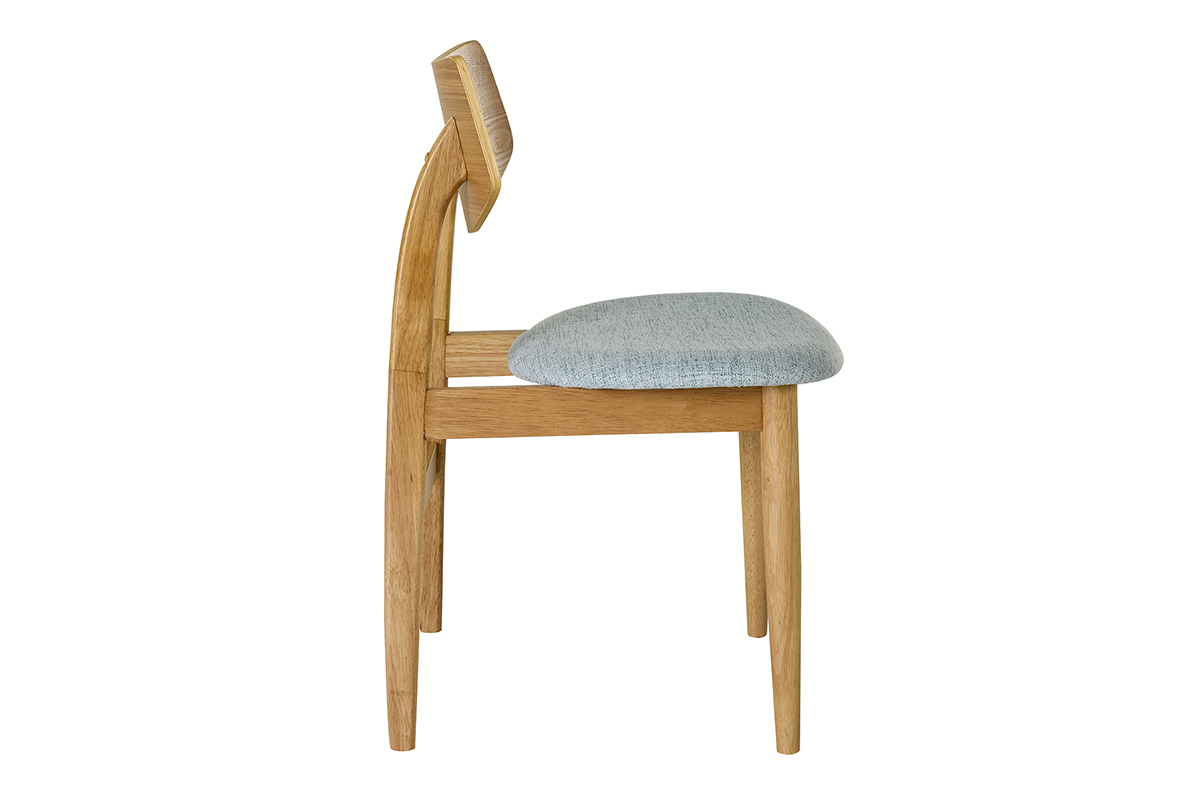 Silla escandinava de madera clara y tela verde celad�n vista de lado.