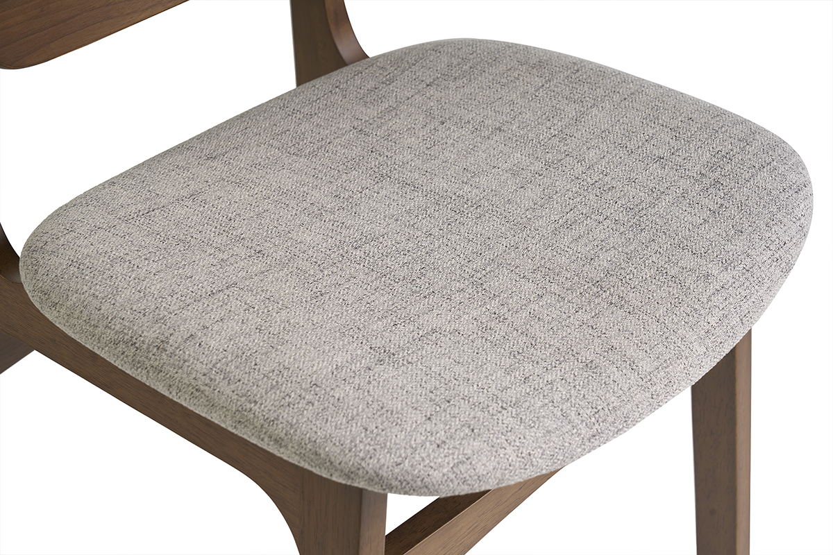 Detalle del asiento en tejido gris claro de las sillas escandinavas ELTON de madera oscura.