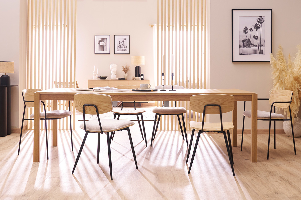 Sillas vintage de madera clara de roble, asientos de tela de terciopelo beige y metal negro (juego de 2) JOLINE