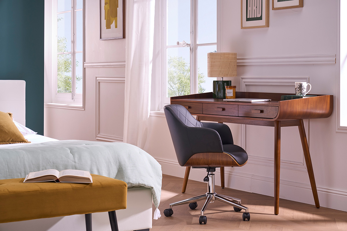Silln de oficina moderno negro con madera oscura SANDRO