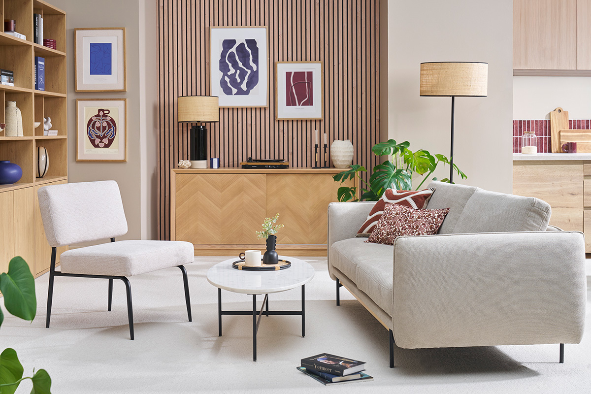 Sill�n de tejido chenilla verde caqui y metal negro VEDANA