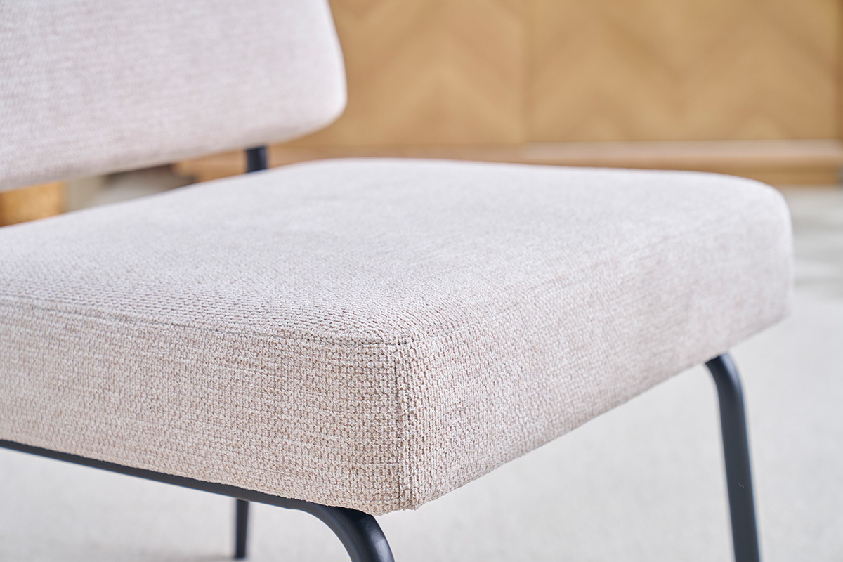 Sill�n de tela chenilla beige y metal negro VEDANA