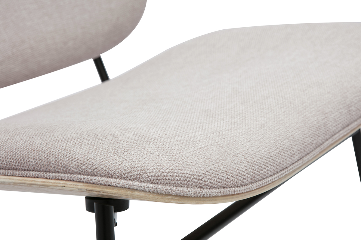 Silln de tela efecto terciopelo texturizado beige y metal negro SHELBY