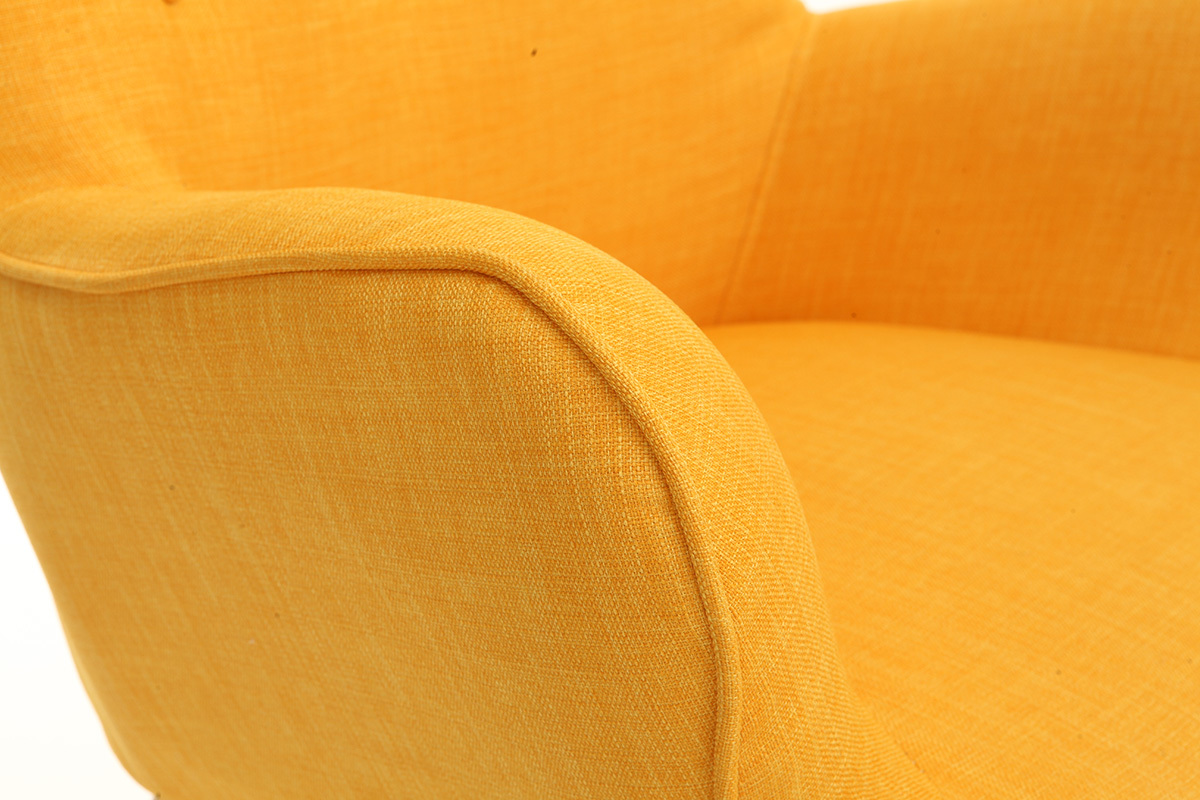 Silln diseo escandinavo y reposapis amarillo y madera clara BRISTOL