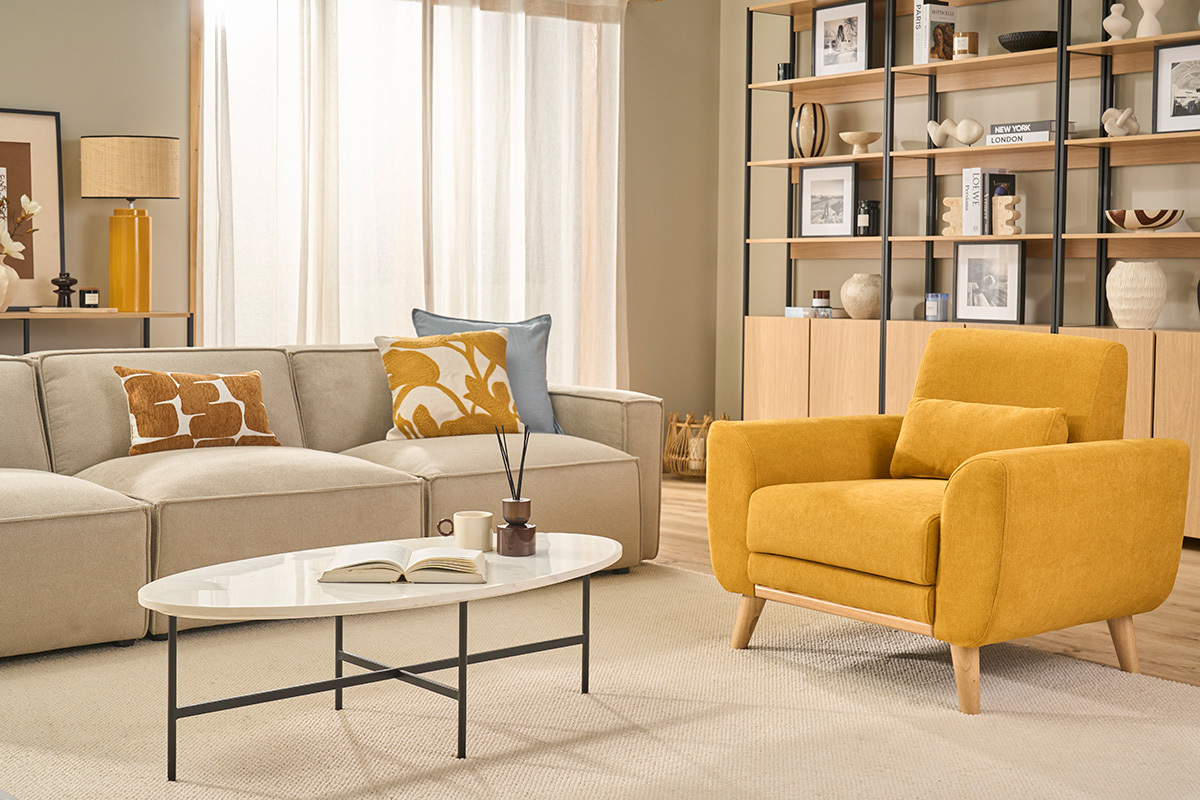 Sill�n dise�o tejido efecto terciopelo amarillo mostaza y patas roble  EKTOR