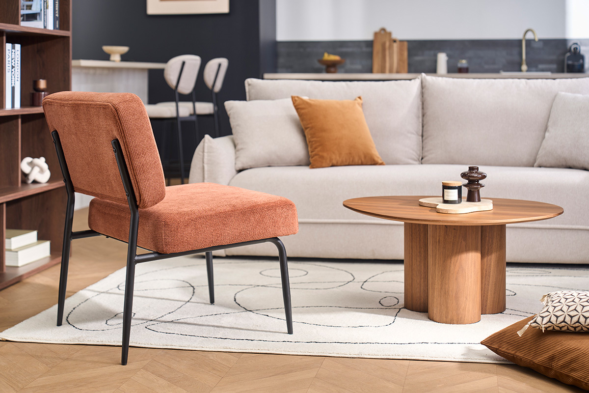 Sill�n en tejido efecto terciopelo texturizado tierra quemada y metal negro VEDANA