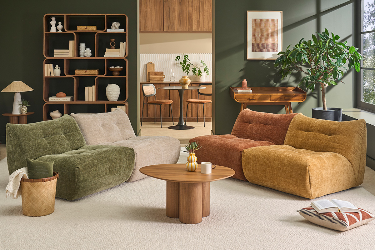 Sill�n lounge de tela efecto terciopelo texturizado en color topo BUMPY