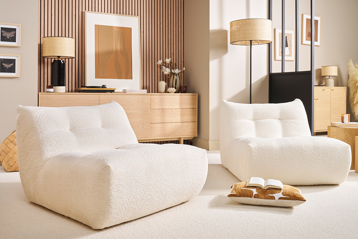 Silln lounge en tela boucl blanco roto BUMPY