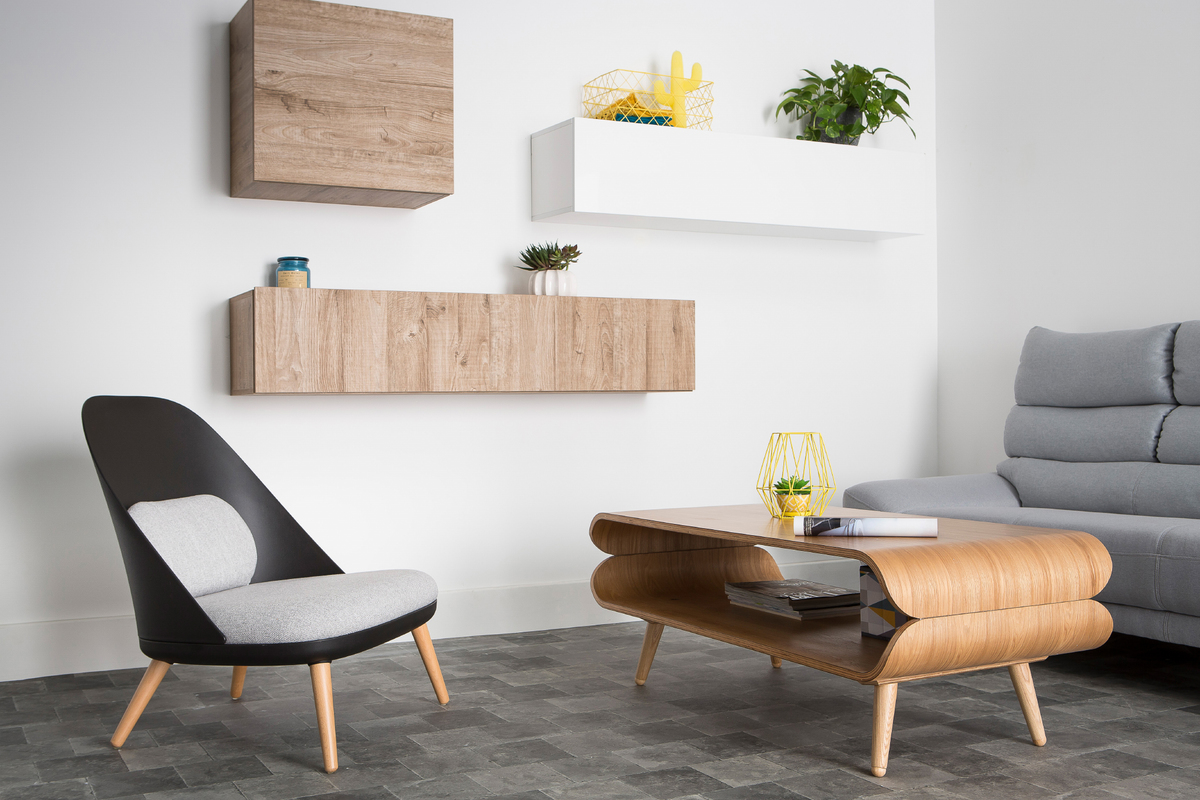 Sill�n moderno negro con coj�n en tejido y patas madera clara LEAF