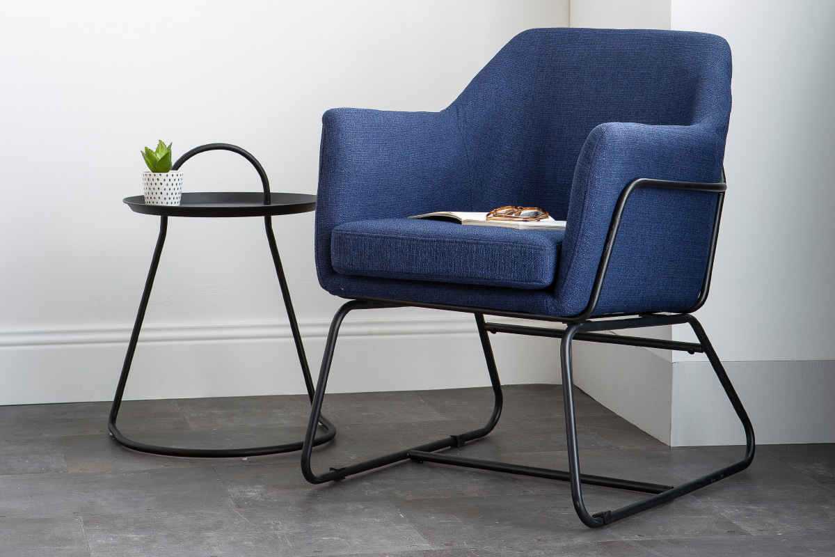 Silln moderno tejido azul oscuro y estructura metal negro MONROE