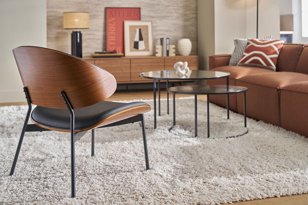 Sill�n negro, madera oscura y metal negro FABULO