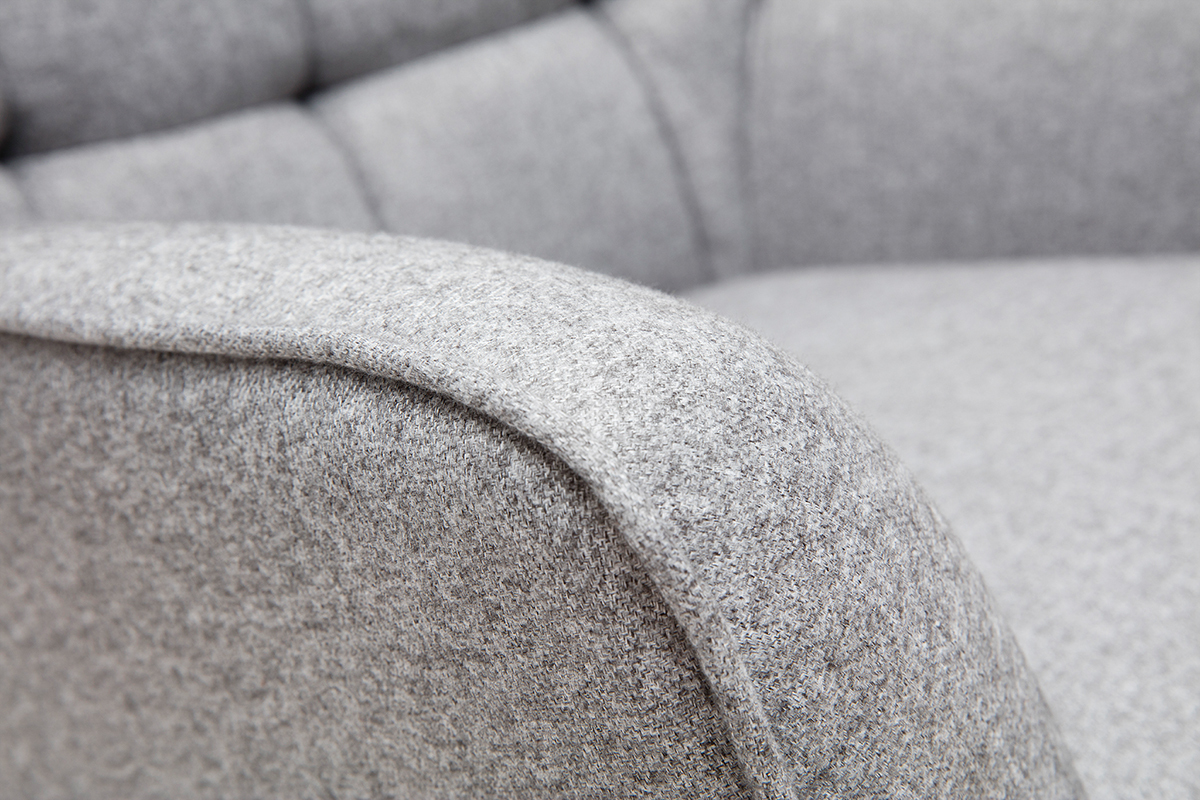 Silln nrdico en tejido gris claro y madera AVERY