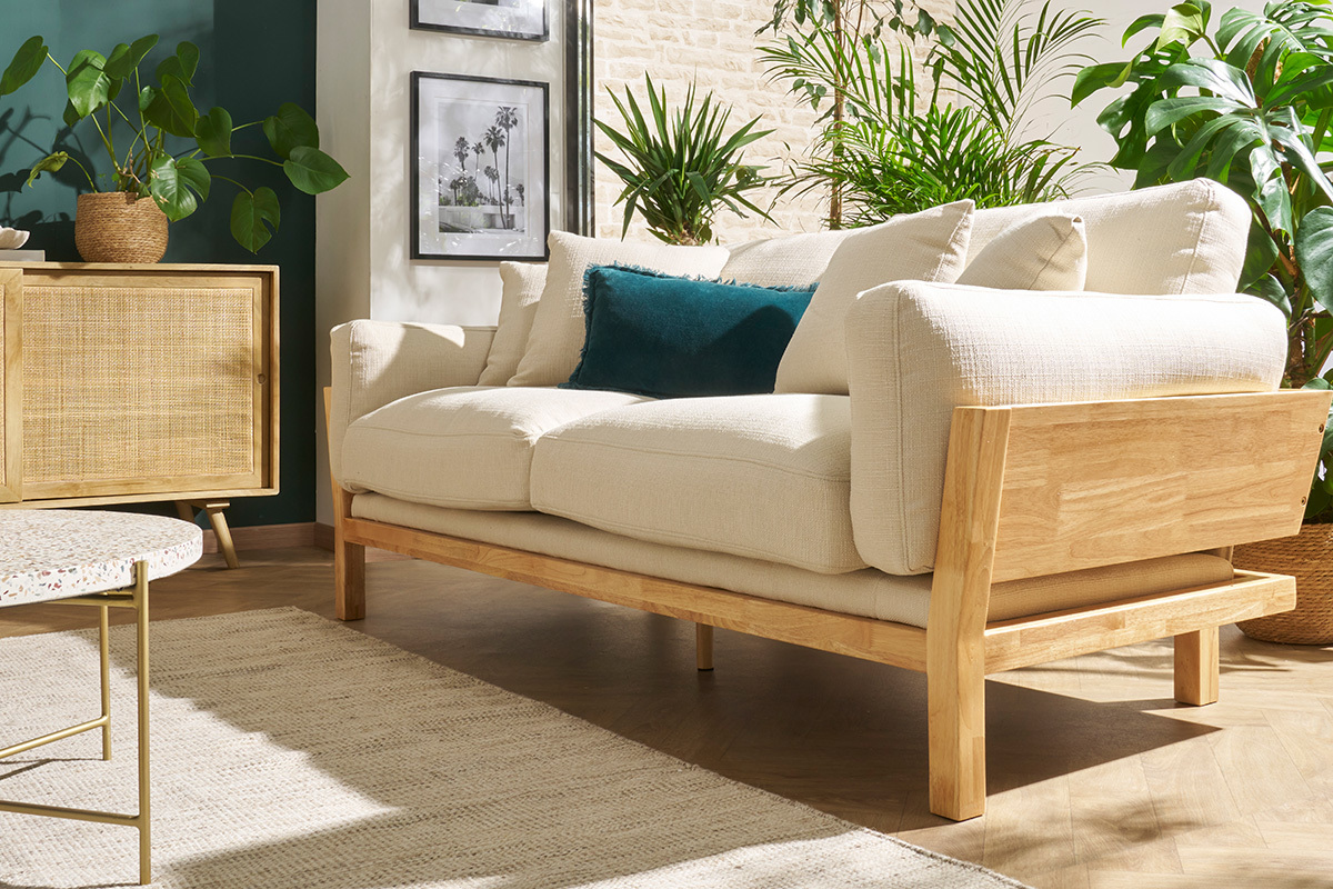 Sof 3 plazas blanco crema patas madera KYO