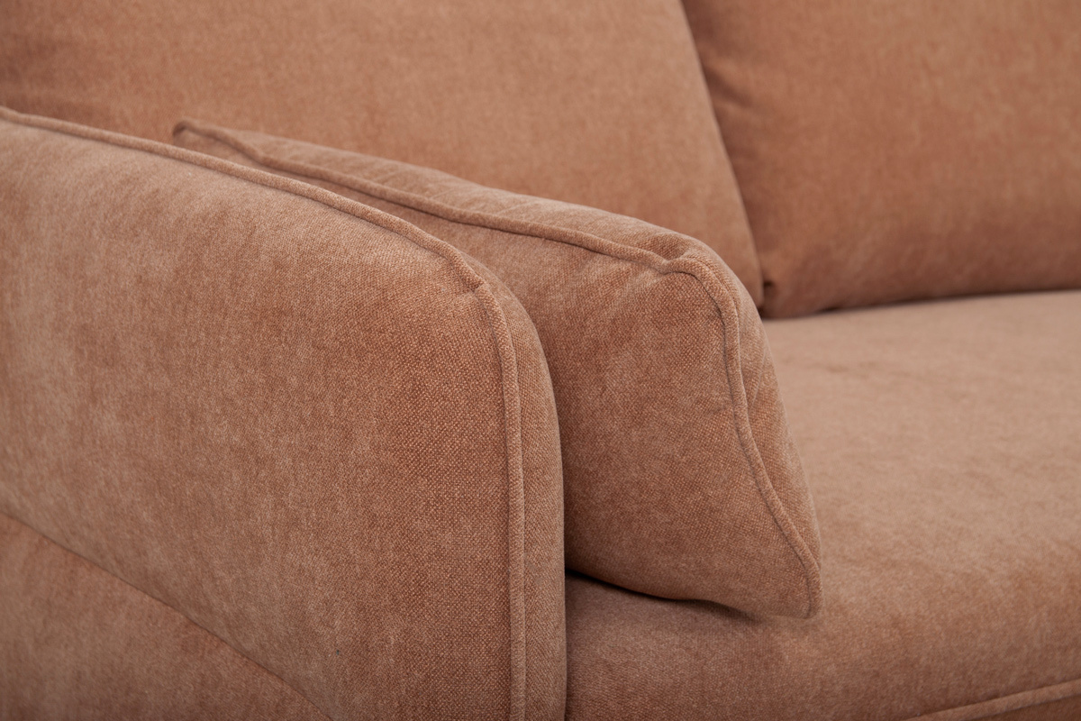 Sof cama con chaise longue 3-4 plazas con canap de tela color terracota y madera clara DRISS