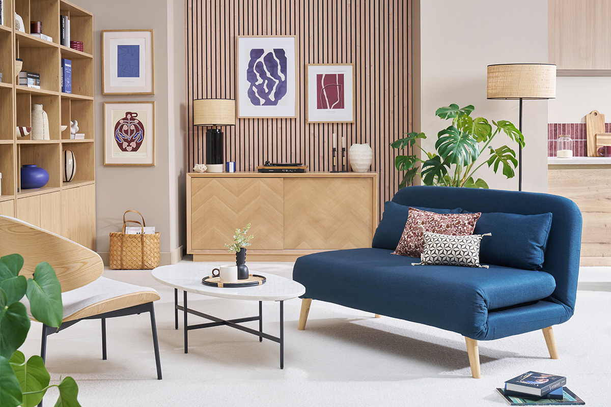 Sof� cama de 2 plazas convertible en tela azul oscuro y madera clara AMIKO