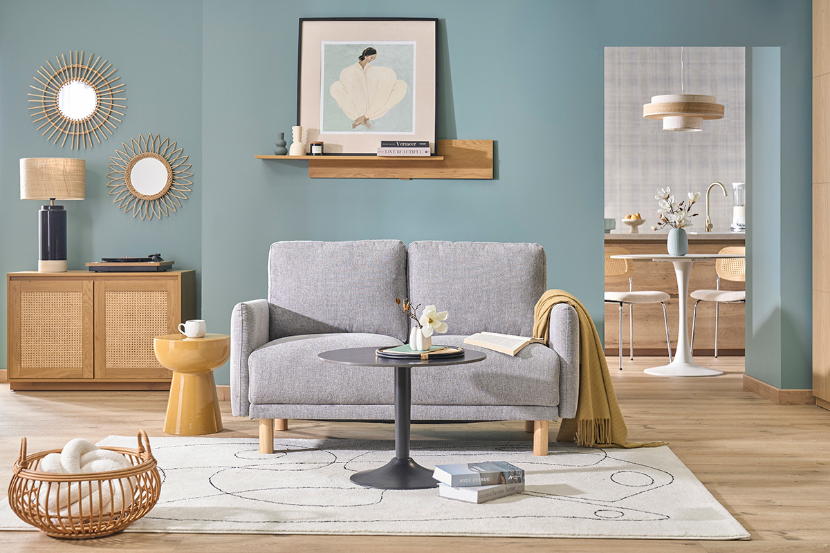 Sof� de dise�o de 2 plazas en tela de efecto terciopelo texturizado gris y madera clara BONO
