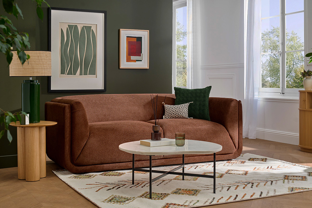 Sof� de dise�o de 3 plazas en tejido chenilla color tierra quemada HOSBO