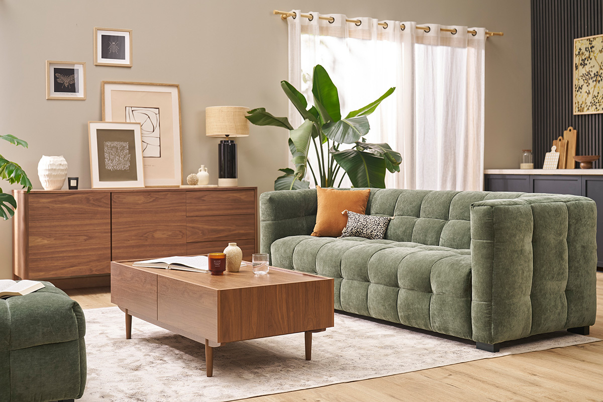 Sof de diseo de 3 plazas en tela efecto terciopelo verde caqui CORTO