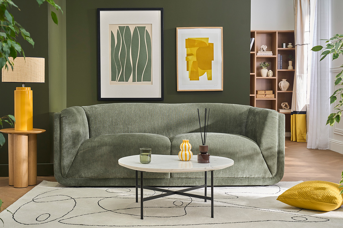 Sof� de dise�o de 3 plazas en tela efecto terciopelo verde caqui HOSBO
