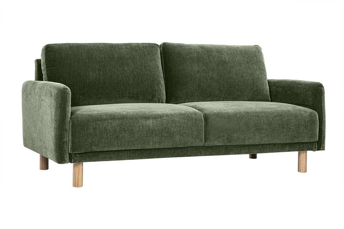 Sof� de 3 plazas de tela efecto terciopelo verde caqui con patas de madera clara, vista de 3/4.