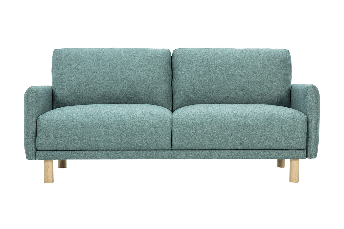 Sof� de 3 plazas en tela verde gris�ceo con patas de madera clara, vista frontal.