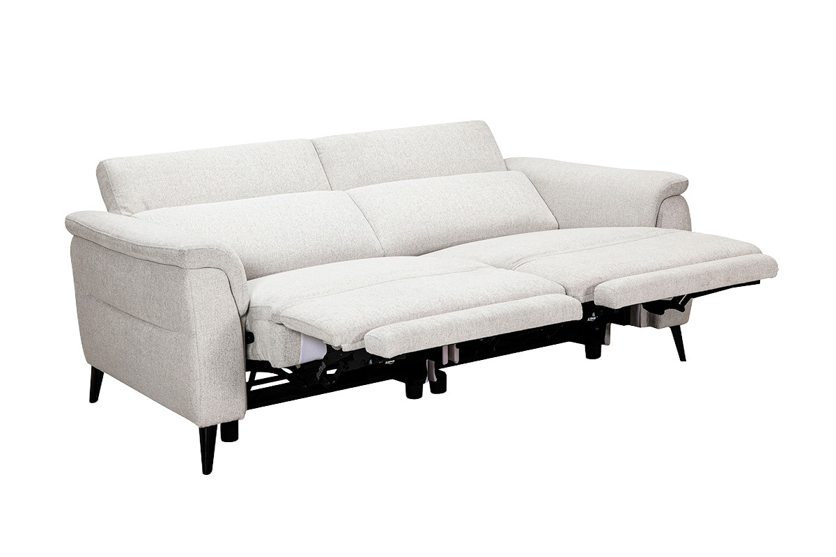 Sof� el�ctrico de 3 plazas beige con reposacabezas ajustables y reposapi�s, vista de 3/4
