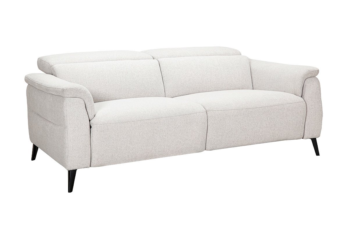 Sof� el�ctrico de 3 plazas beige con reposacabezas ajustables y reposapi�s, vista de 3/4.