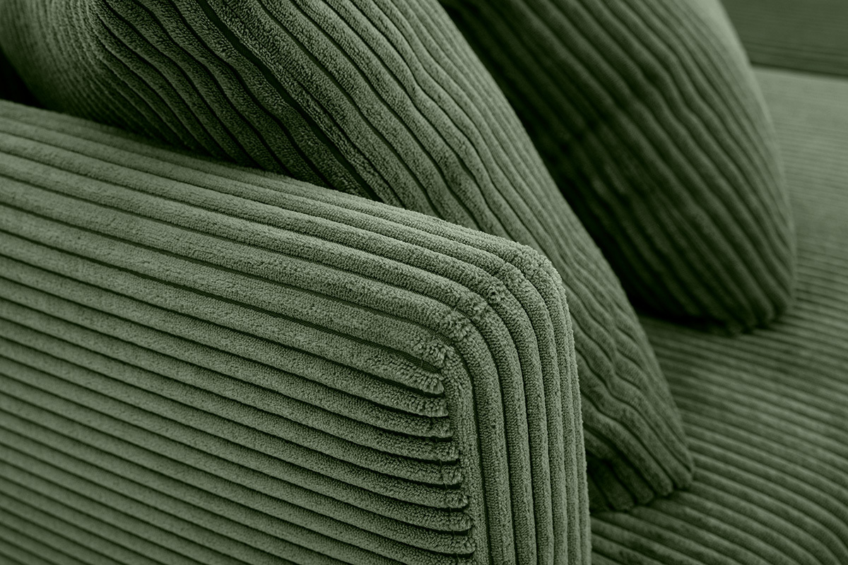 Sof� escandinavo de 3 plazas en tela de terciopelo de pana verde caqui y madera clara OSLO