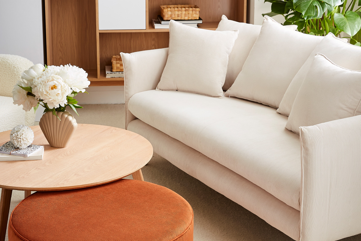 Sof nrdico 3plazas de pana beige OLYMPIA
