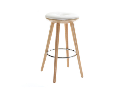 Taburete de bar escandinavo 65cm PU blanco patas madera clara NORDECO