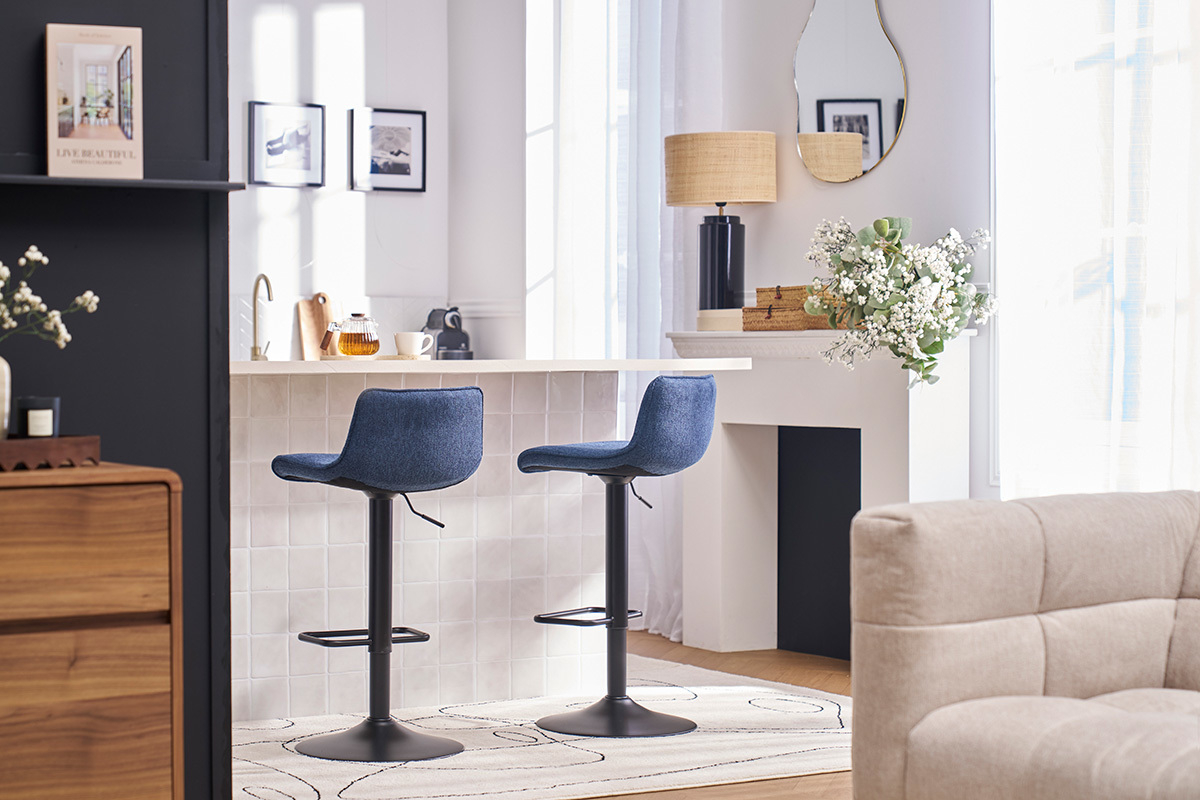 Taburetes de bar ajustables giratorios 360� en tejido de terciopelo azul oscuro texturizado y metal negro (juego de 2) BOOST