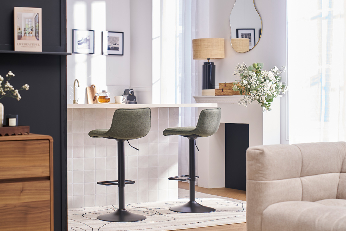 Taburetes de bar ajustables giratorios 360� en tela verde caqui y metal negro (lote de 2) BOOST