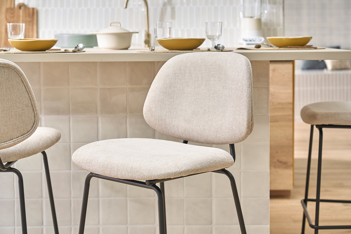 Taburetes de bar en tela efecto terciopelo texturado beige y metal H66.5 cm BARNET (lote de 2)