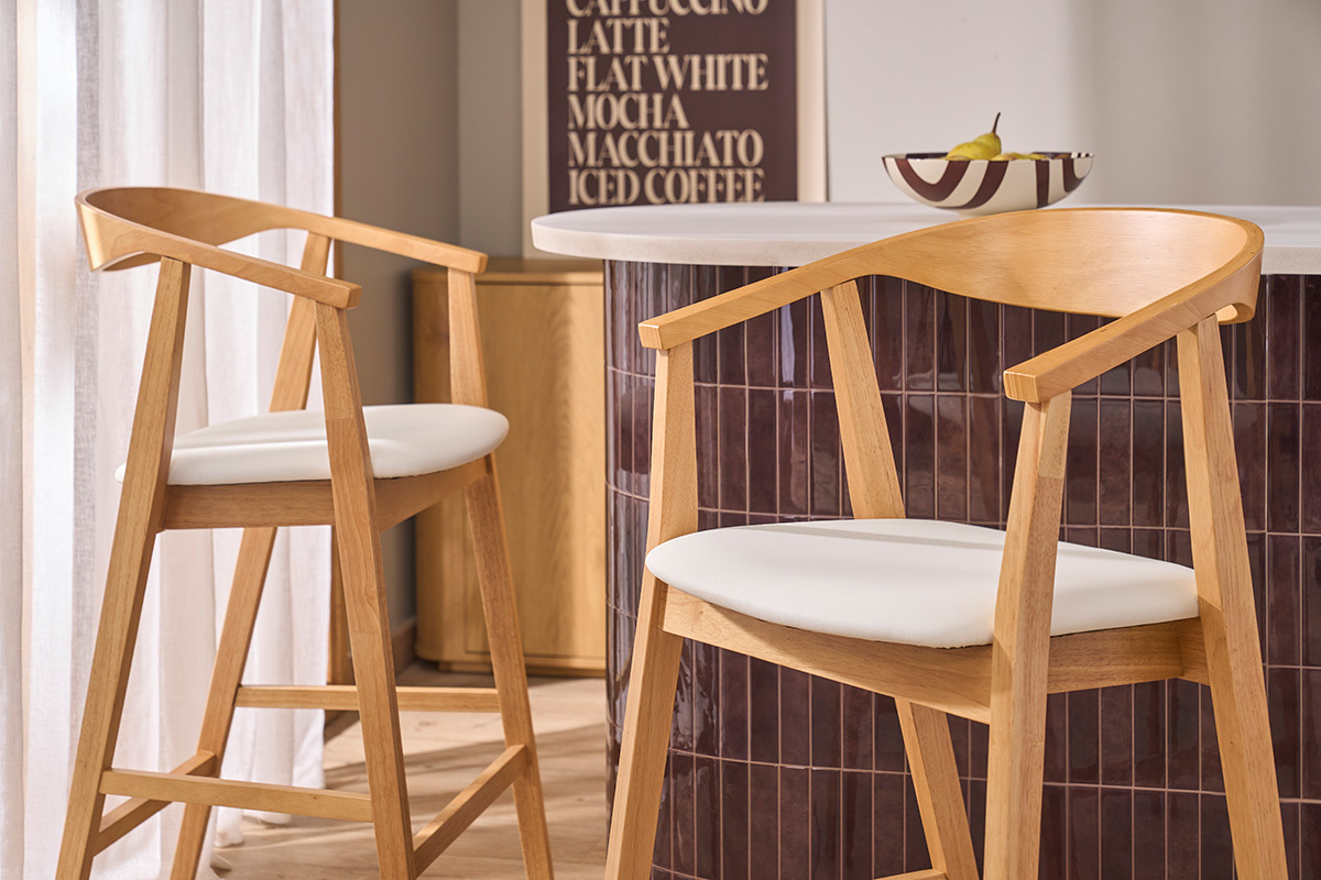 Taburetes de bar escandinavos blancos y madera clara H66.5 cm (lote de 2) BAHIA