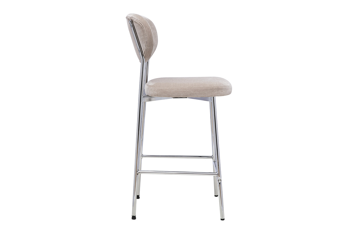Taburete de bar fijo de tejido con efecto terciopelo topo visto de perfil, H65 cm y base de metal negro.