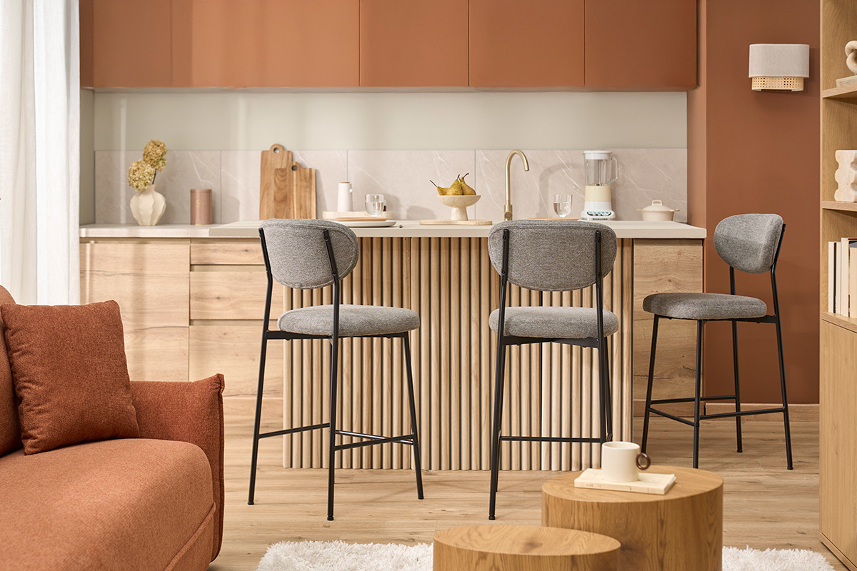 Taburetes de bar fijos de tela con efecto terciopelo texturizado de color gris claro H65 cm (juego de 2) BREKA