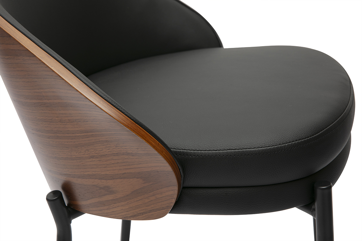 Taburete de bar Tucson con asiento negro, respaldo de madera oscura y patas de metal. Vista lateral.