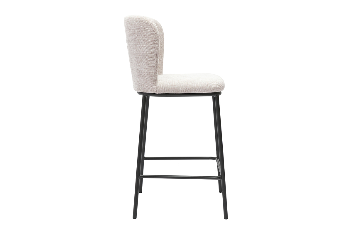 Taburete de bar beige en tejido con efecto terciopelo texturizado, vista de perfil, con estructura de metal negro.